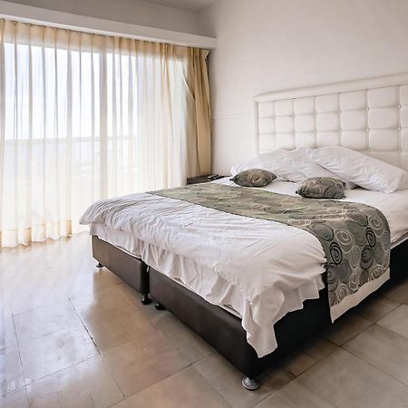 Hotel Blue Weiss Netanya Extérieur photo
