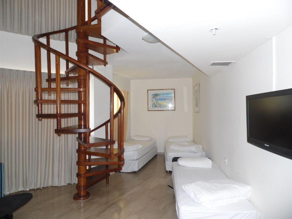 Hotel Blue Weiss Netanya Extérieur photo
