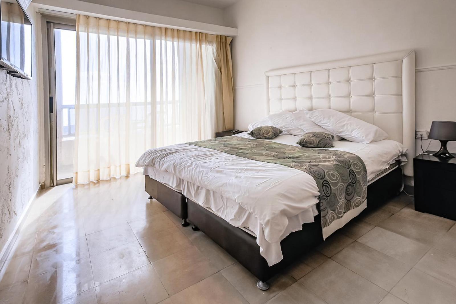 Hotel Blue Weiss Netanya Extérieur photo