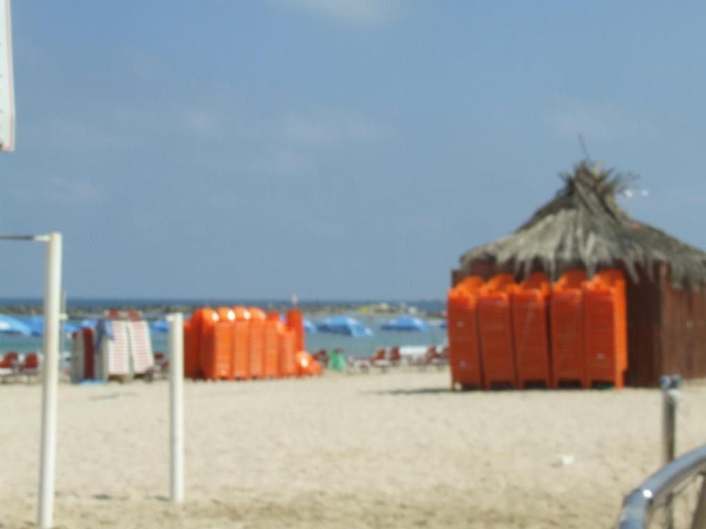 Hotel Blue Weiss Netanya Extérieur photo